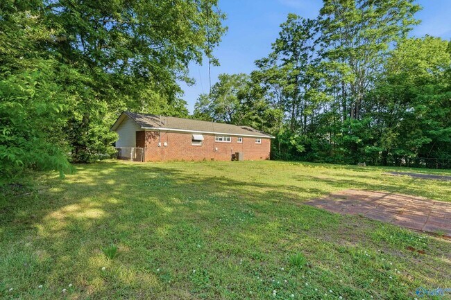 Building Photo - 1607 Clb Vw Dr NW