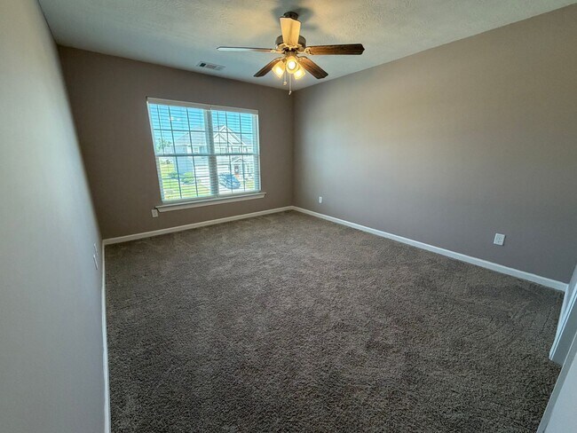 Building Photo - 171 Caroleton Dr