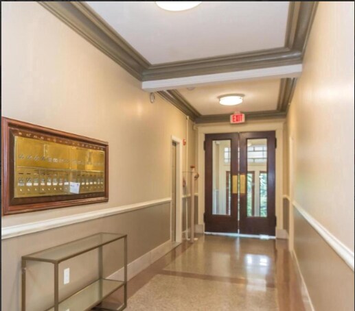 Building Photo - 1340 Fairmont St NW