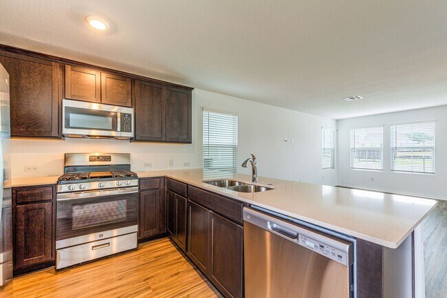 Building Photo - 252 Patagonia