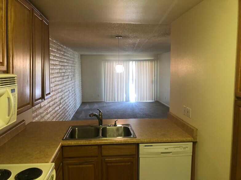 Building Photo - 4354 N 82nd St