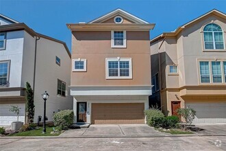 Building Photo - 3216 Clearview Cir