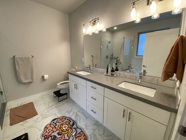 Building Photo - Elevated Modern Living in the Trees of Sudden Valley