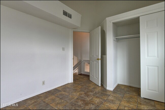 Building Photo - 7958 Starry Night Dr