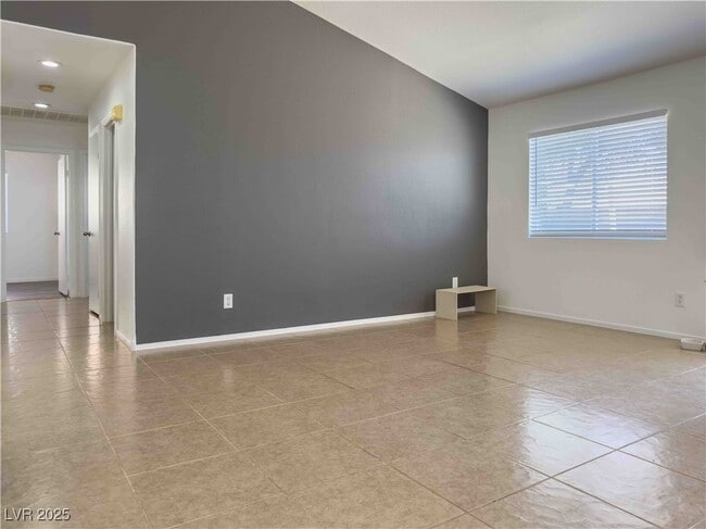 Building Photo - 2733 Fern Forest Ct