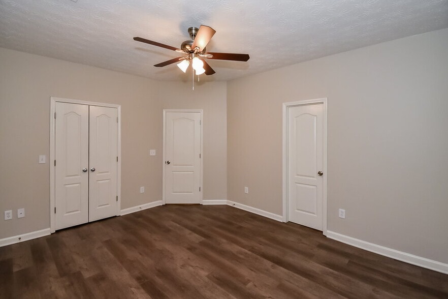 Building Photo - 7074 Littlebrook Way