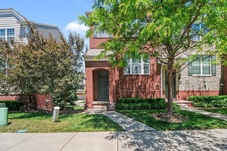 Building Photo - 27902 Hopkins Dr