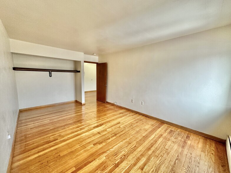 Building Photo - 430 Harrison Ave