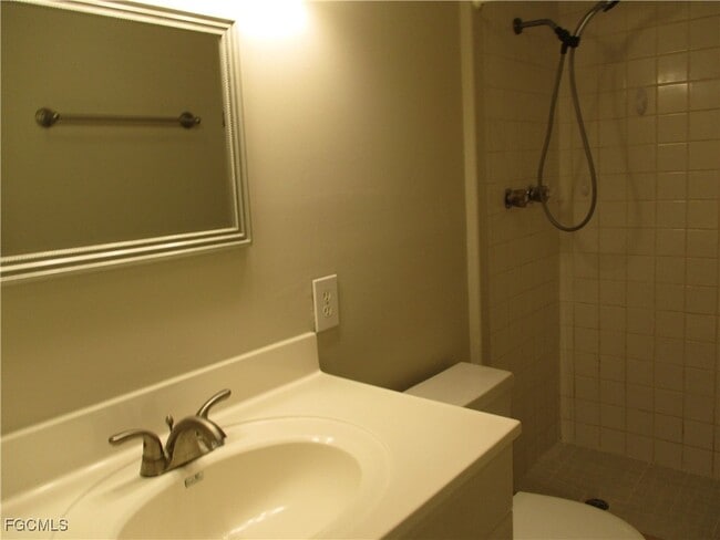 Building Photo - 3745 Maxine St