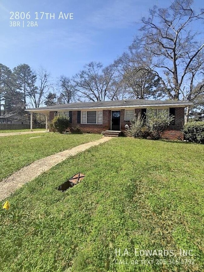 Building Photo - 2806 17th Ave