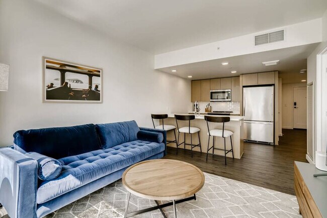 Building Photo - 1001 Minor Ave