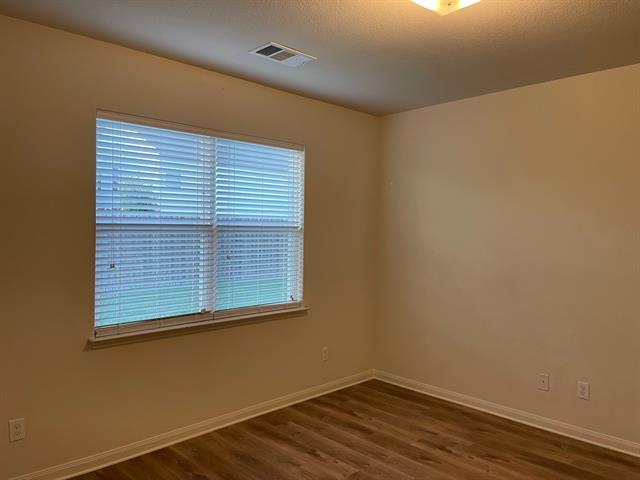 Building Photo - 1206 Arizona Dr