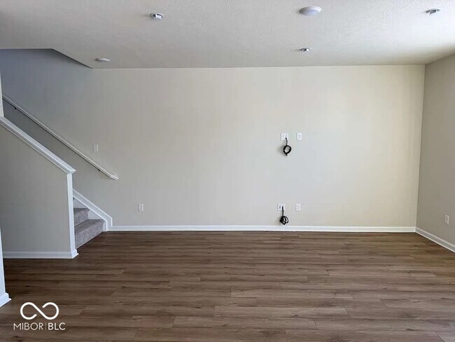 Building Photo - 3846 Riverstone Dr