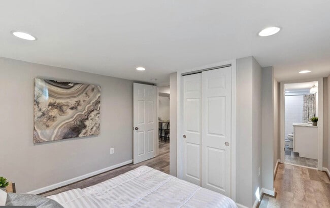 Bedroom - 2921 Johnson Rd