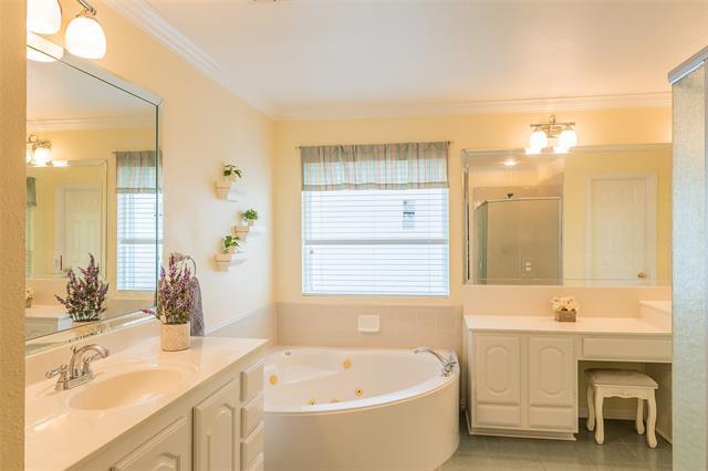 Building Photo - 2814 Waterford Dr