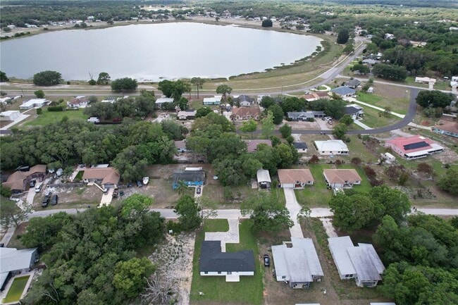 Building Photo - 2544 N Arrowhead Rd