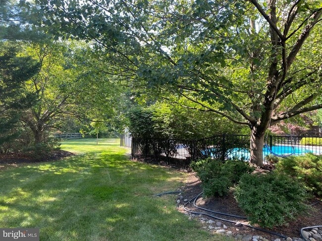 Building Photo - 3682 Hancock Ln