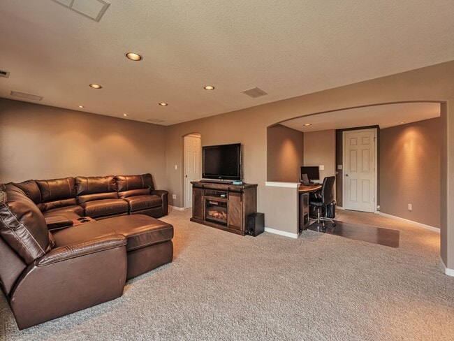 Building Photo - 219 W Jamison Cir