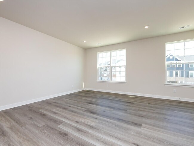 Building Photo - 431 Moondance Dr