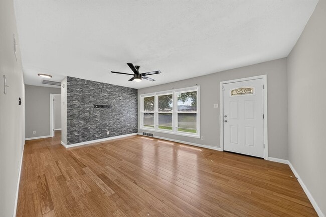 Building Photo - 2059 Wilbert Dr