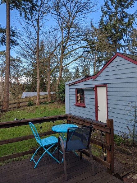 Building Photo - 9749 Sand Point Way NE