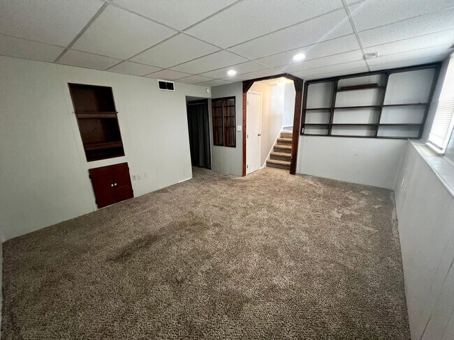 Building Photo - 1597 Rock Creek Dr