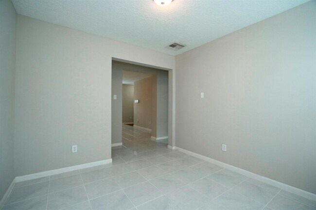 Building Photo - 29227 Legends Beam Dr
