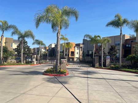 Building Photo - 5401 W 149th Plz