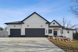 Building Photo - 2939 Diamondhead Cir