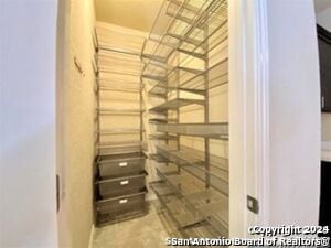 Building Photo - 7106 Sunny Day