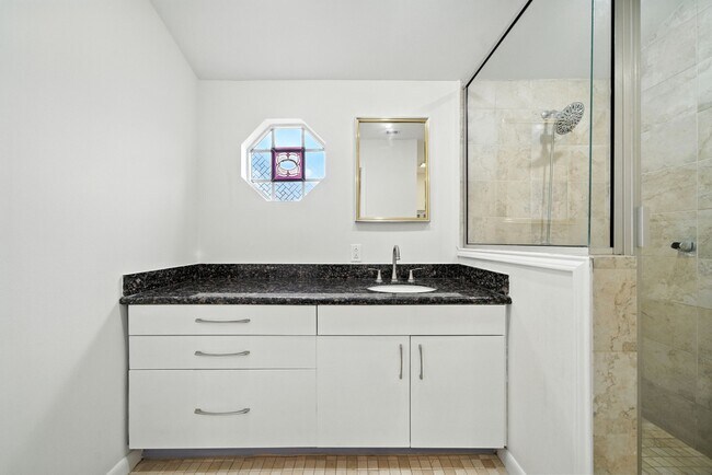 Building Photo - 6468 Burgoyne Dr.