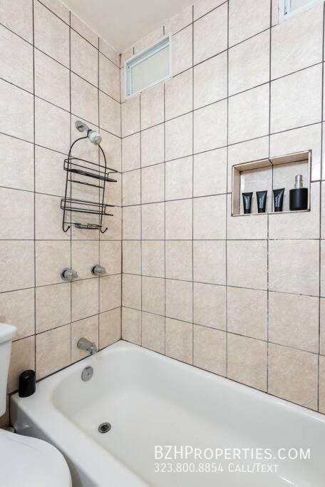 Building Photo - 1165 W 38th St