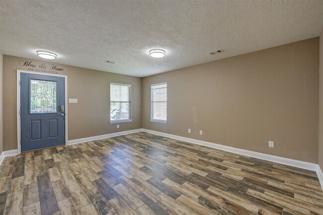 Building Photo - 16011 Heights Harvest Ln