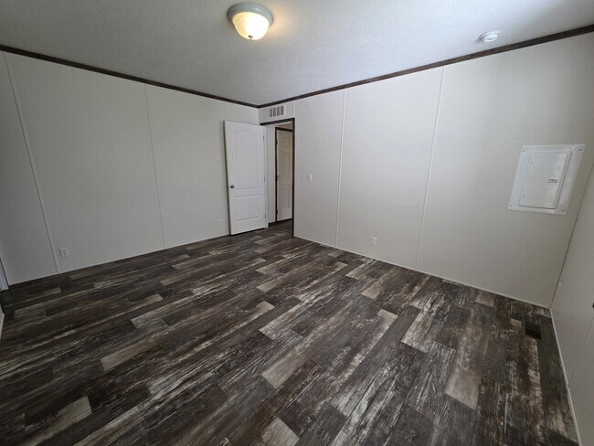 Building Photo - 3648 Chestnut St