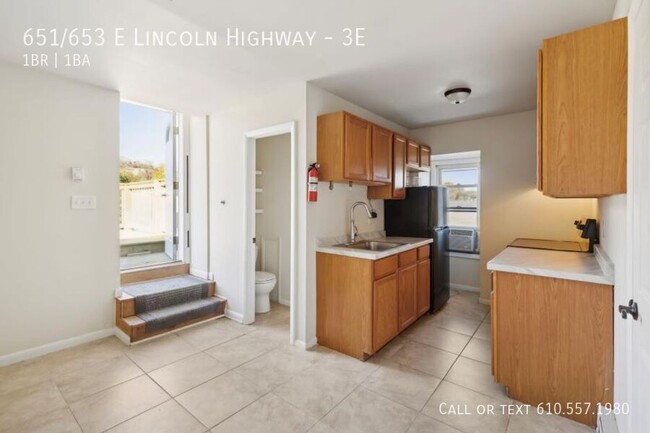 Building Photo - 651/653 E Lincoln Highway-3E