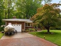 Building Photo - 553 Fernwood Farms Rd