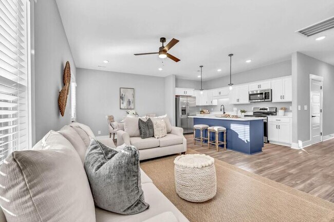 Building Photo - 1504 Jonathan Wade Cir