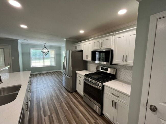 Building Photo - Beautiful 4 Bedroom 2 and a Half Bathroom in the Heart of Sherwood, AR