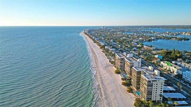 Building Photo - 15473 Gulf Blvd