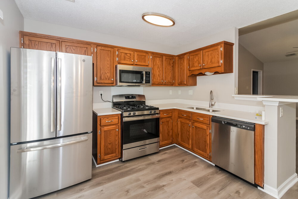 Building Photo - 10734 Ridgefield Dr