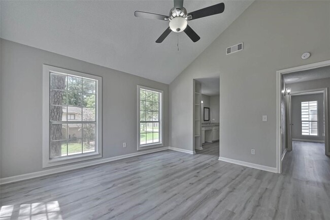 Building Photo - 17805 Villa Way Dr