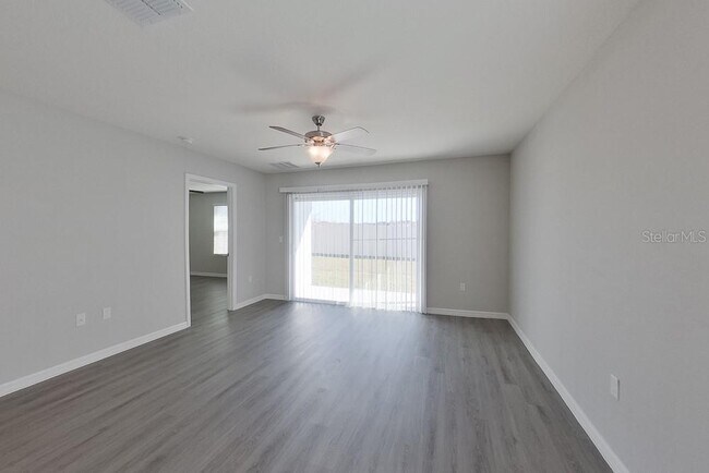 Building Photo - 8661 SW 43rd Ter