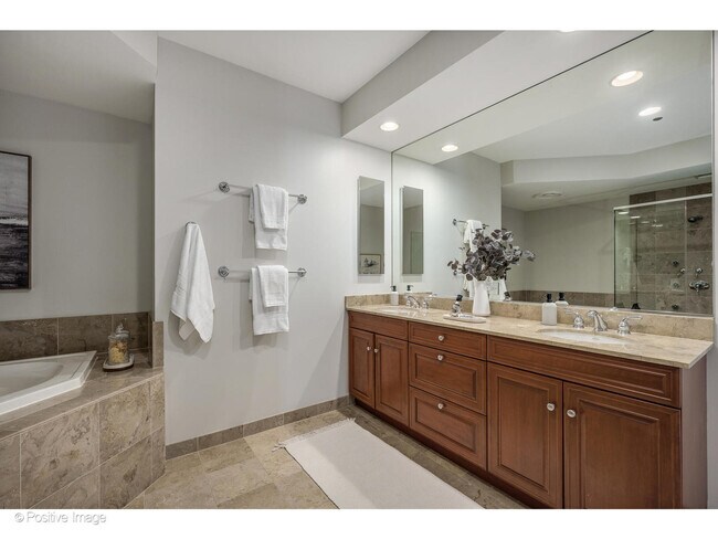 Building Photo - 415 E North Water St