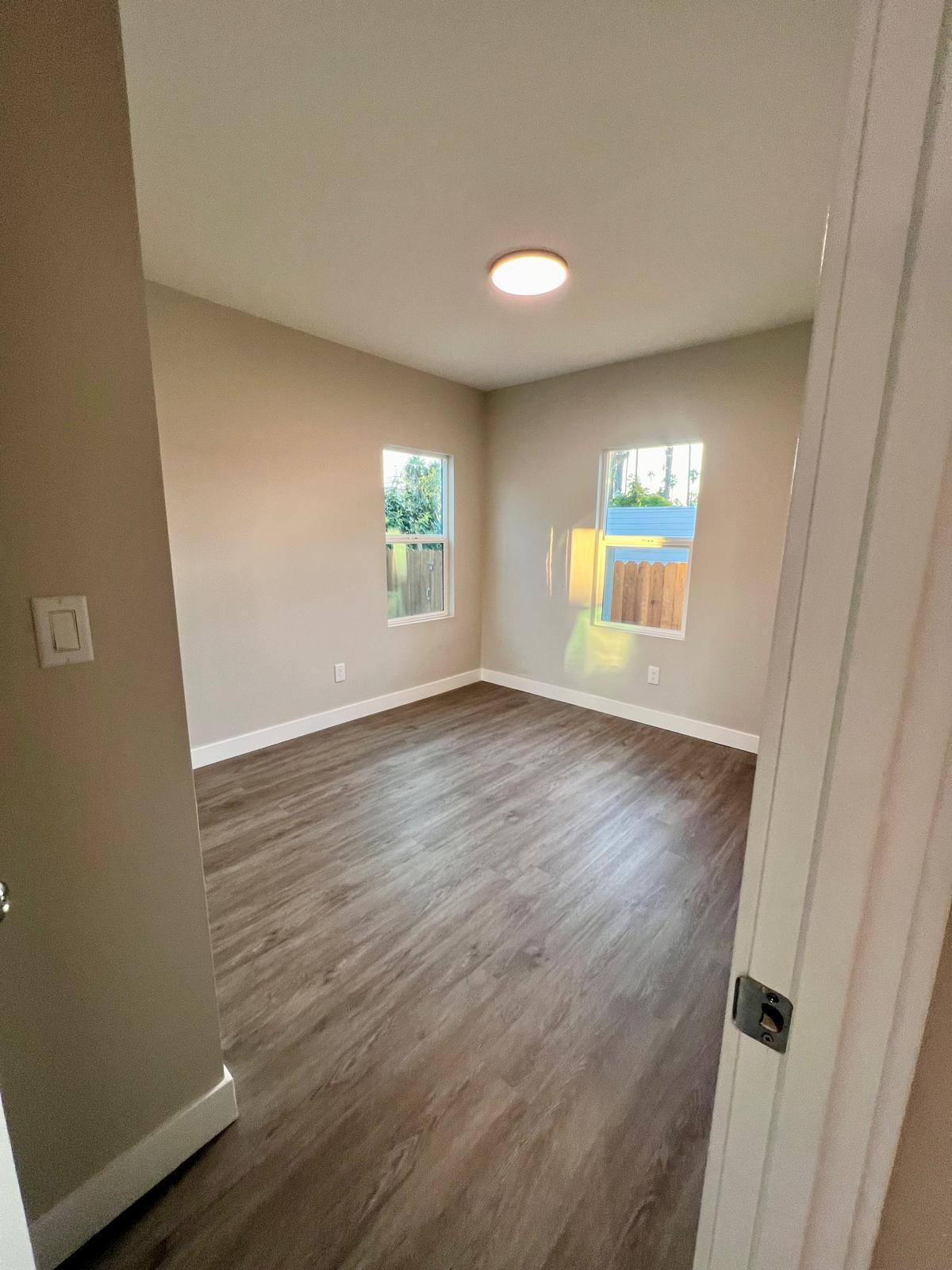 Building Photo - 4703 9th Ave