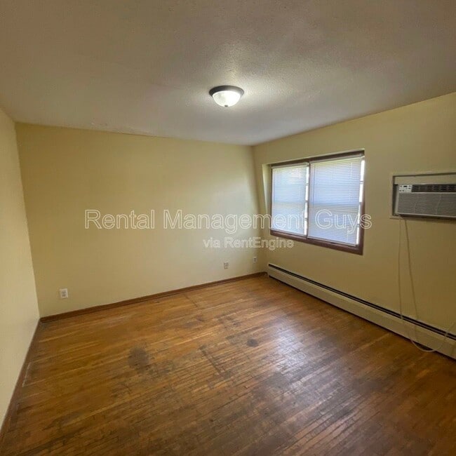 Building Photo - 501 N Morgan Ave