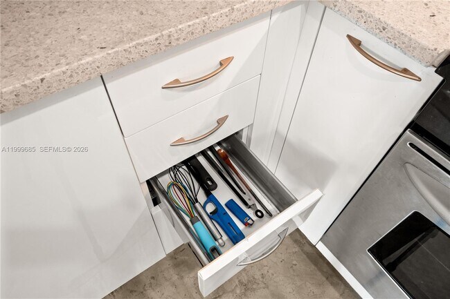 Building Photo - 234 NE 3rd St