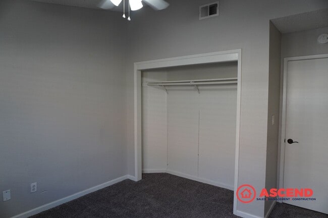 Building Photo - Beautiful 3 Bedroom Home Off Gosford!