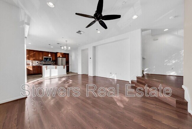 Building Photo - 173 Heligan Ln