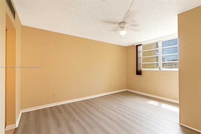 Building Photo - 5830 NW 64th Ave