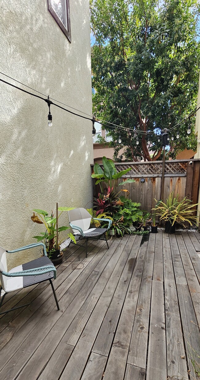 Building Photo - 3893 Fiano Cmn